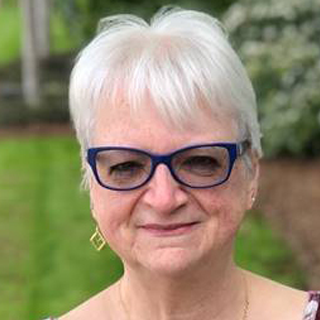 Carolyn Baer